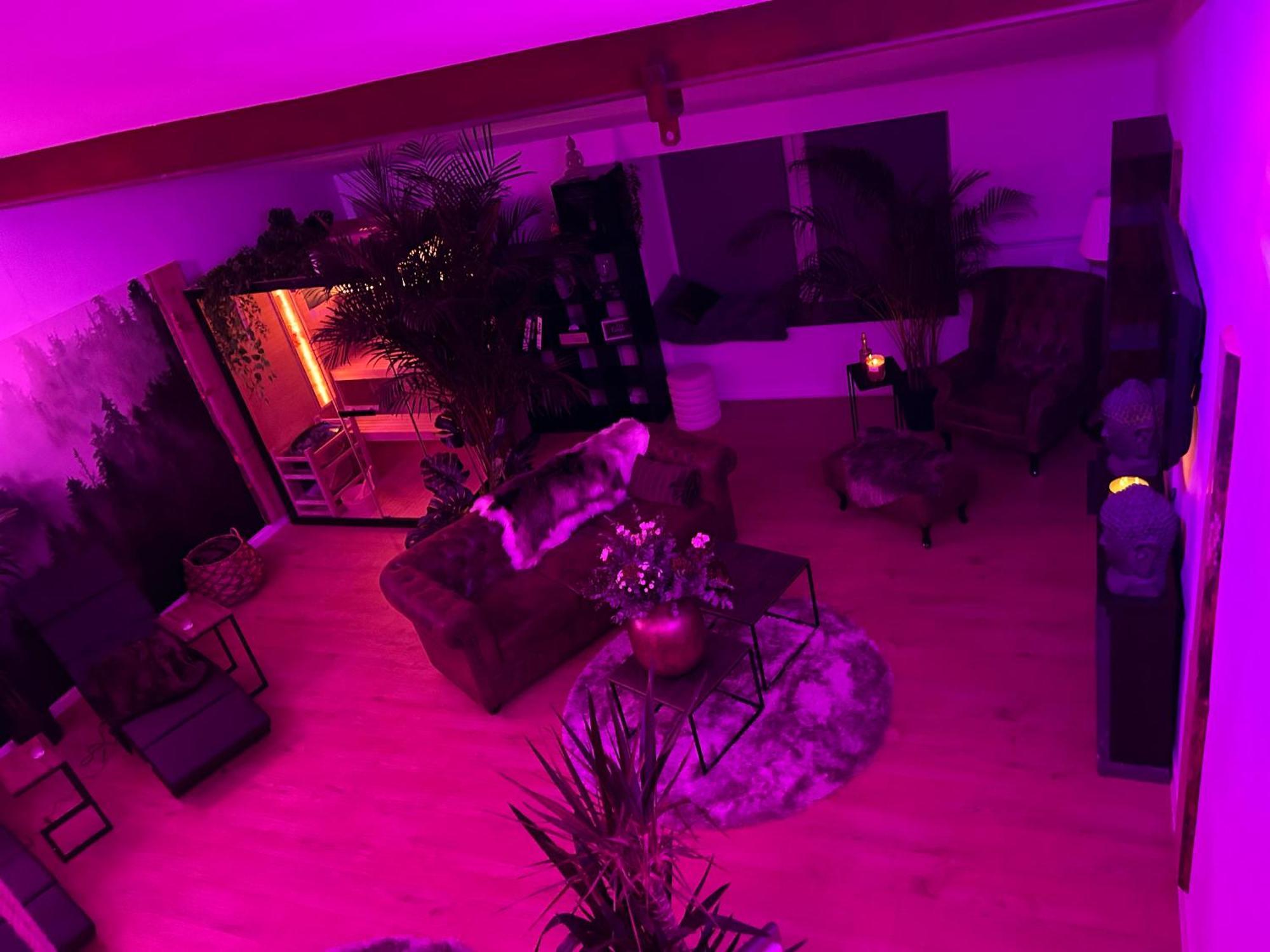 Homestay Wellness Mit Whirlpool Und Sauna