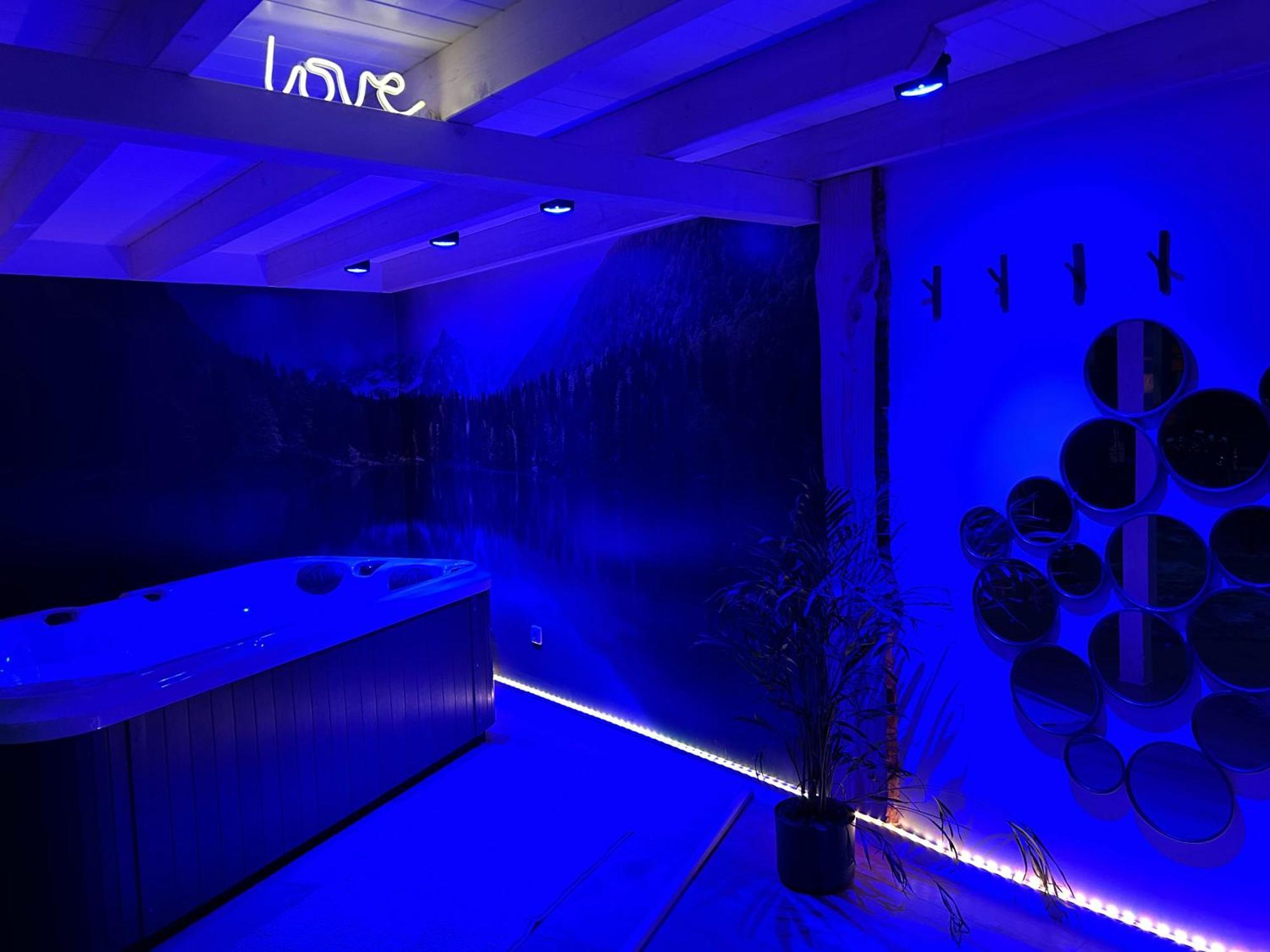 Homestay Wellness Mit Whirlpool Und Sauna *