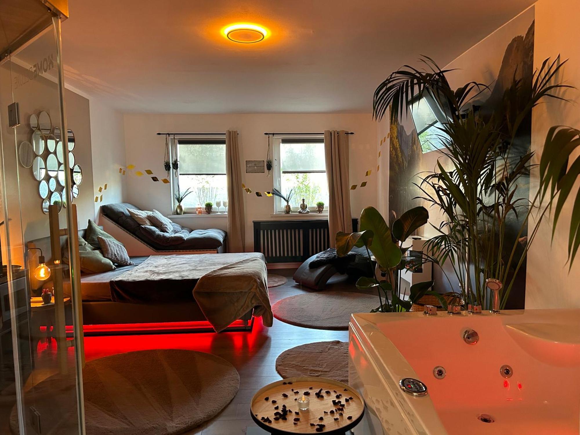 Wellness Mit Whirlpool Und Sauna Homestay *